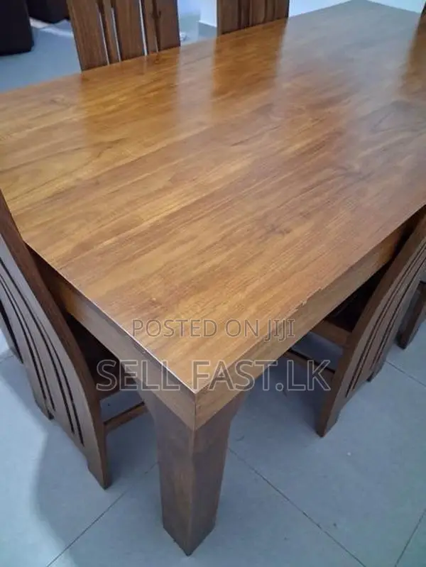 නැදුන් පුටු 6ක් සමග තේක්ක මෙිසය