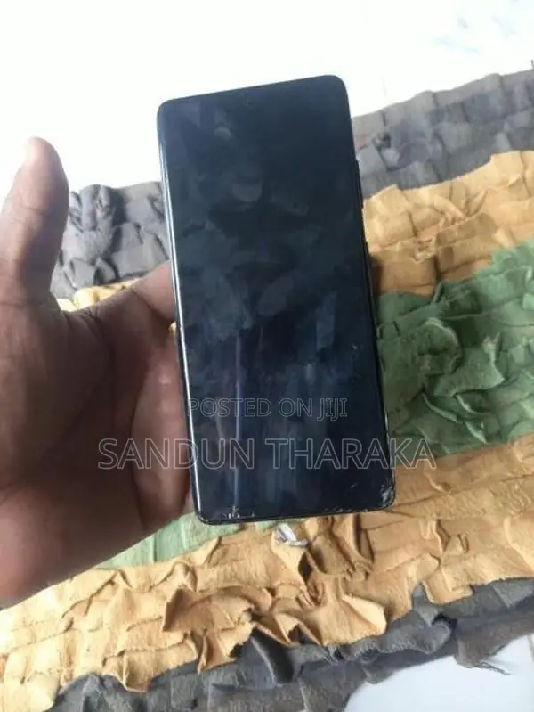 Samsung Galaxy S21 Ultra (Used)