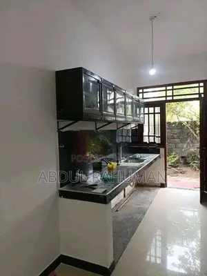උඩ තට්ටුව Matara