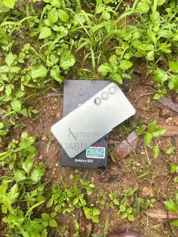 Samsung Galaxy S23 (Used)