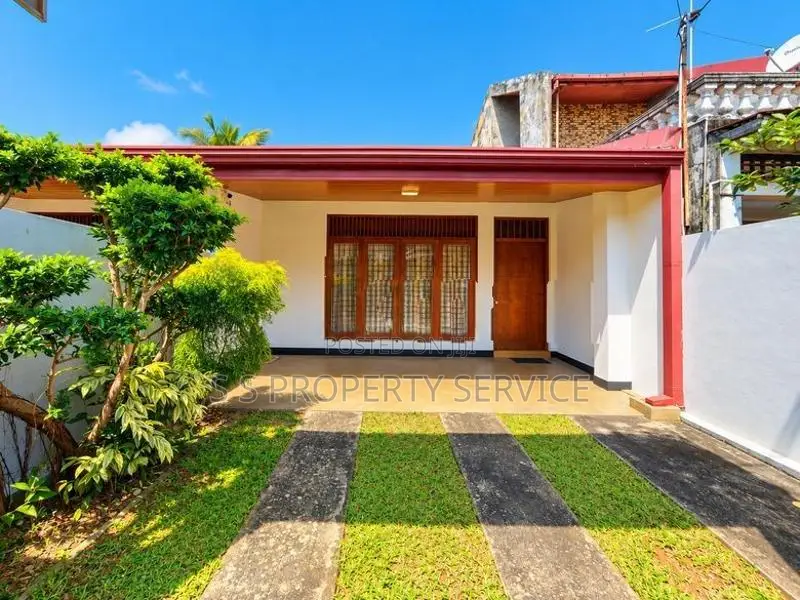 House for Sale in Moratuwa (SSPH-216)
