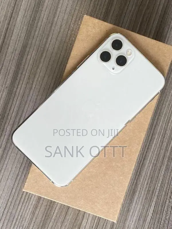 Apple iPhone 11 Pro Max (Used)
