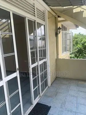 Nugegoda Mirihana 02 Upstair Houses on 16.5 Perches of Land for Sale