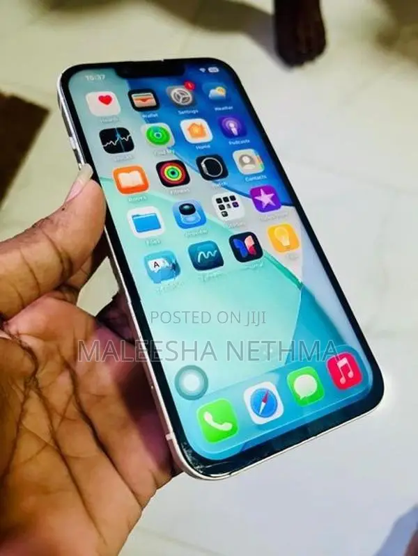 Apple iPhone 14 (Used)