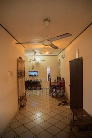 Apartment Building with House for sale in Wattala Junction (C7-6304)