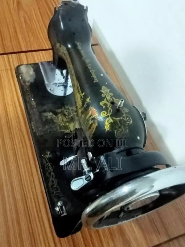 Singer Sewing Machine