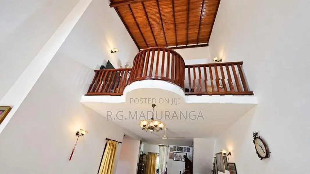 Fully Furnished 3-Storey House-Near Sri Jayewardenepura University