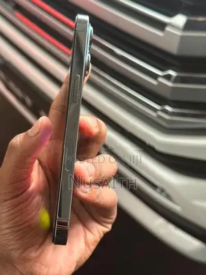 Apple iPhone 13 Pro (Used)