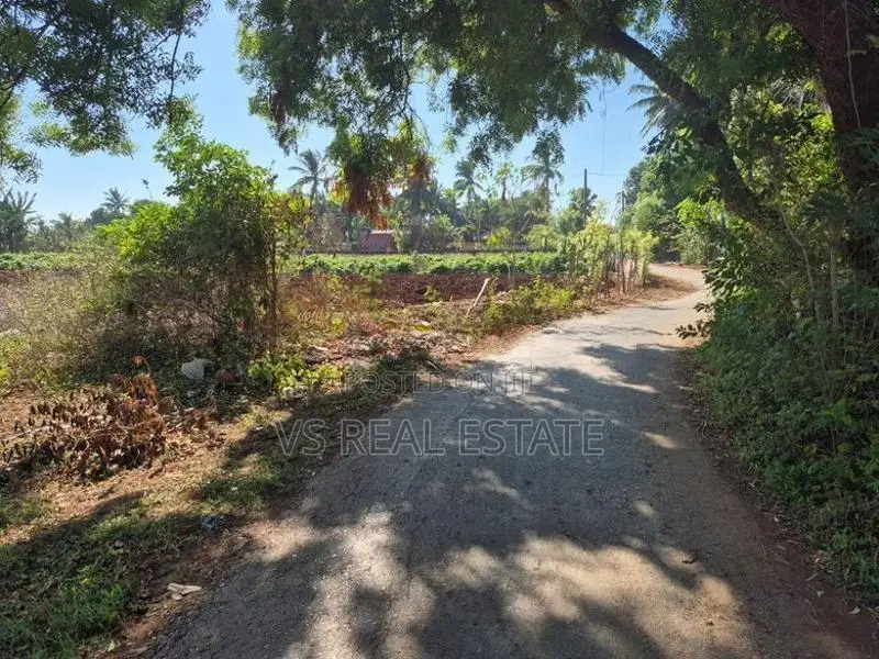 காணி விற்பனைக்கு உண்டு இடம்: ராசபாத வீதி Jaffna