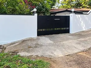 House with 26 Perches Land for Sale Battaramulla