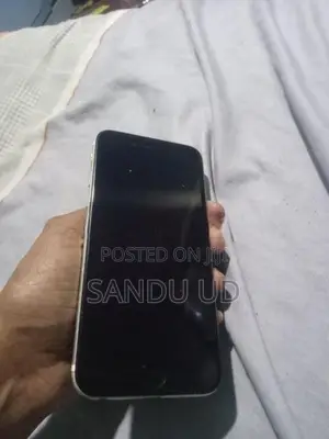 Apple iPhone 6S (Used)