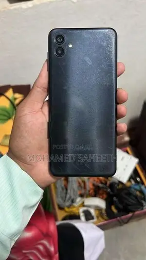 Samsung Galaxy A04e (Used)