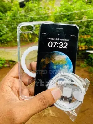 Apple iPhone 8 (Used)