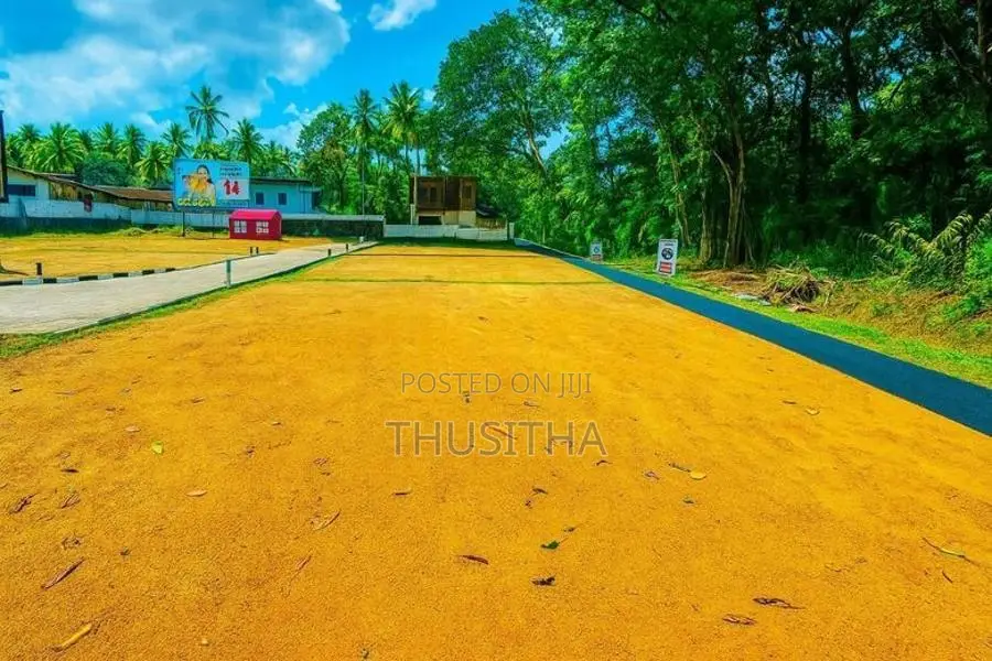 Land for Sale in Kadawatha