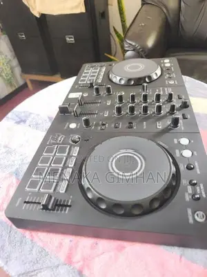 DDJ-FLX4 DJ Controller