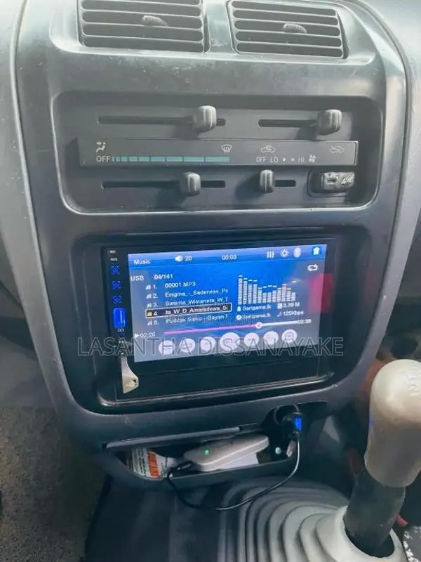 Toyota Noah 2003 Van (Used)