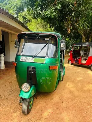 Bajaj 4 Stroke 2007 Three Wheel (Used)