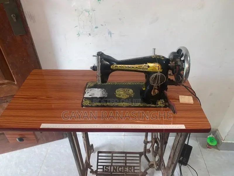 Singer Sewing Machine