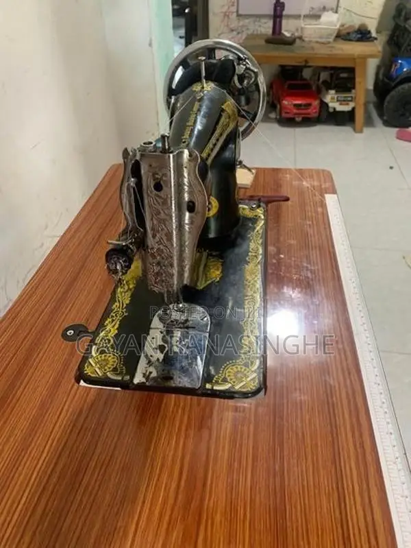 Singer Sewing Machine