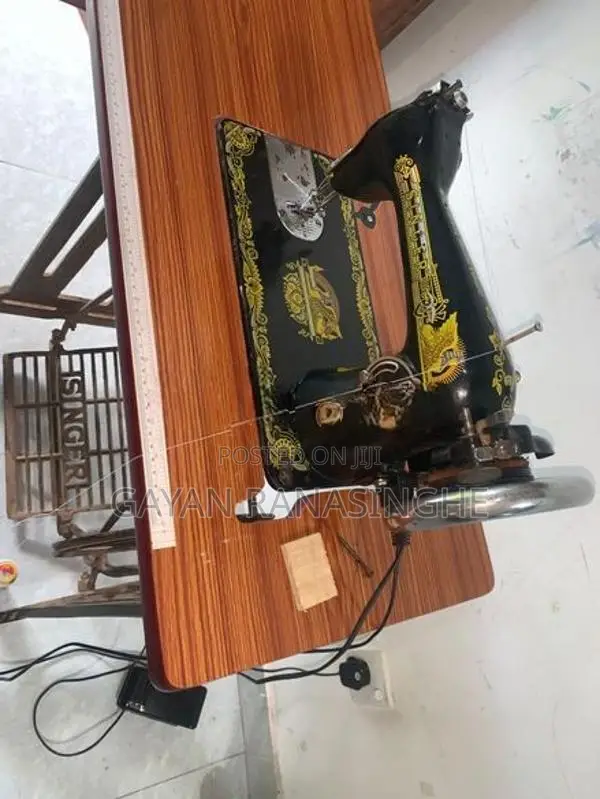 Singer Sewing Machine