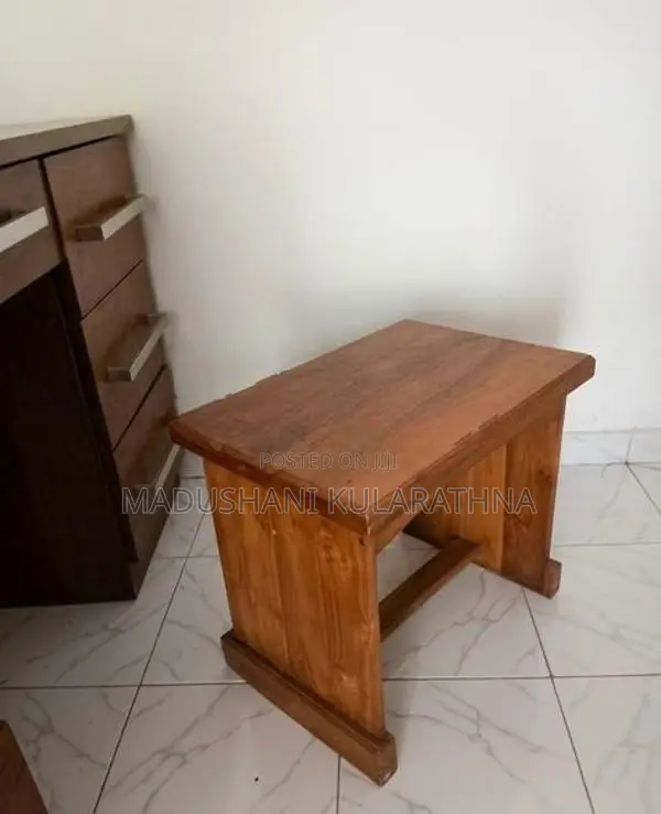 තේක්ක ලී Dressing Table + Stool ලාච්චු 7යි රු.55,000