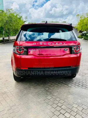 Land-Rover Discovery Sport 2017 SUV (Used)