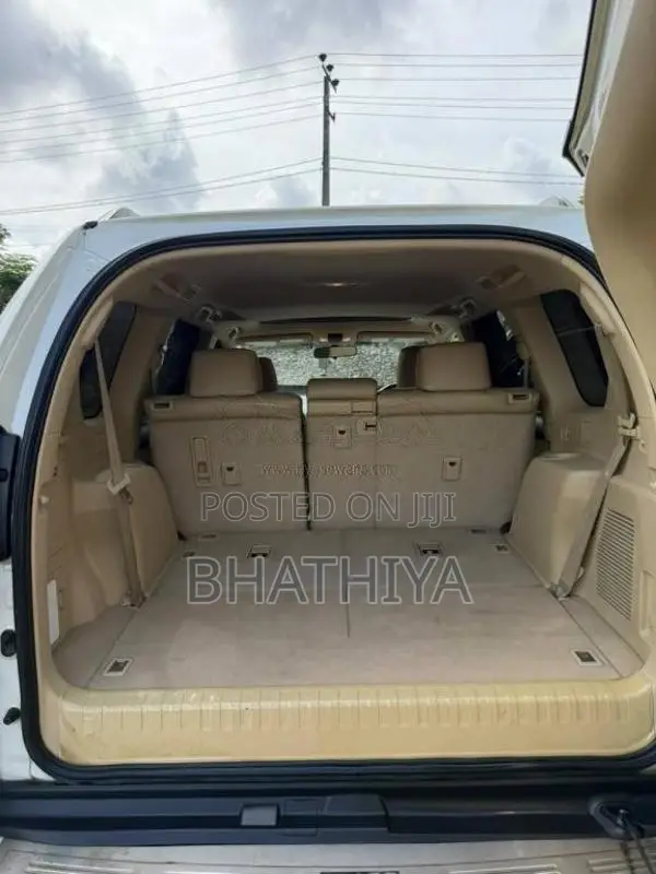 Toyota Prado 2015 SUV (Used)