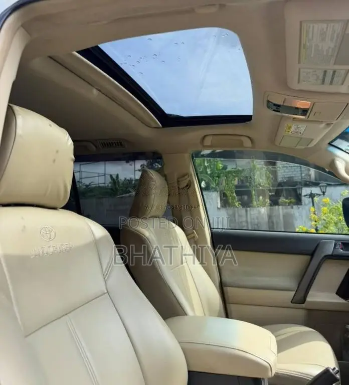 Toyota Prado 2015 SUV (Used)