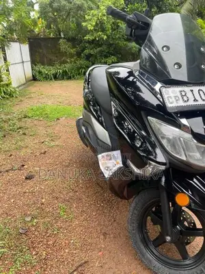Suzuki BURGMAN 2020 Motorbike (Used)
