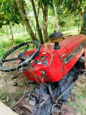 Massey-Ferguson 240 1980 Tractor (Used)