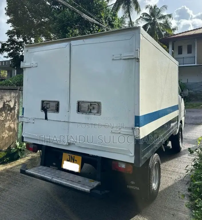 Mazda Bongo 2004 Lorry (Used)