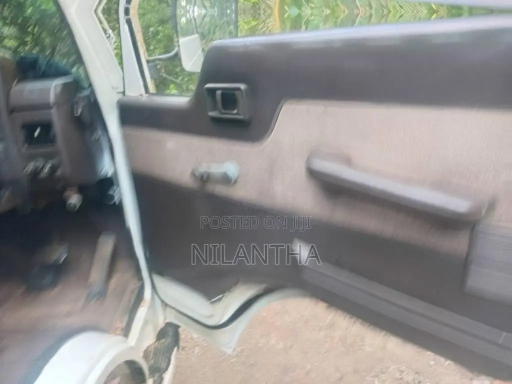 Nissan Atlas 1986 Crew Cab (Used)