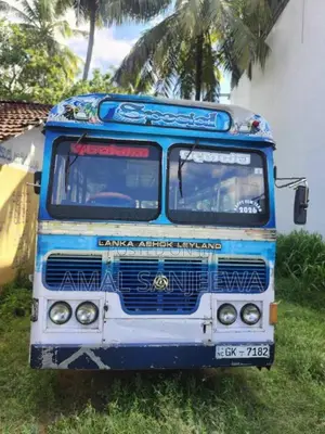 Ashok-Leyland Leyland 2001 Bus (Used)