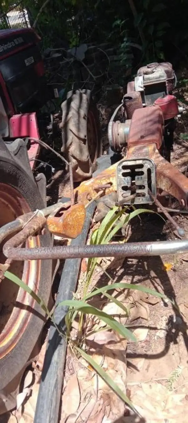 Kubota K700 2015 Tractor (Used)