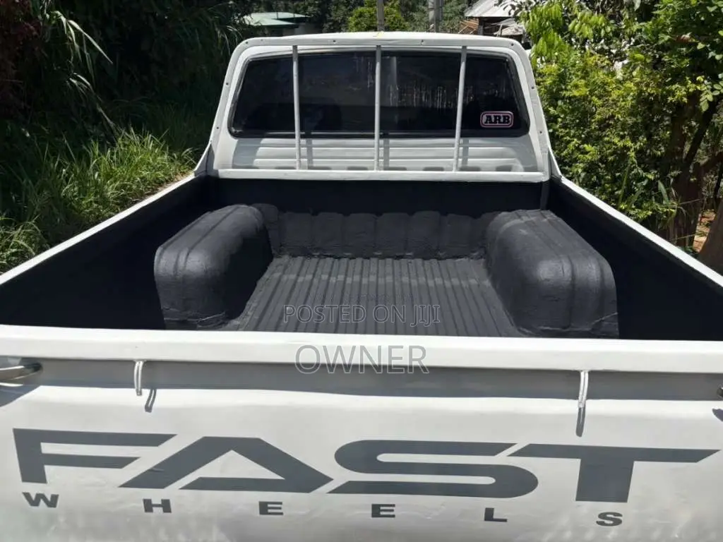 Nissan Datsun SG720 1984 Pickup (Used)