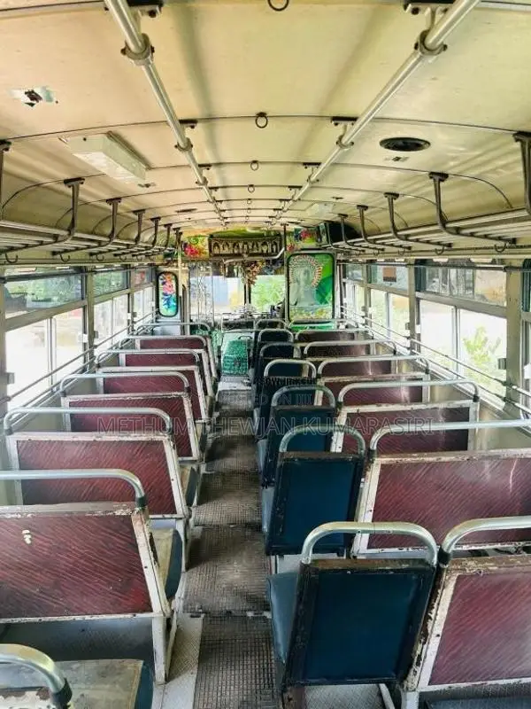 Ashok-Leyland Viking 2005 Bus (Used)