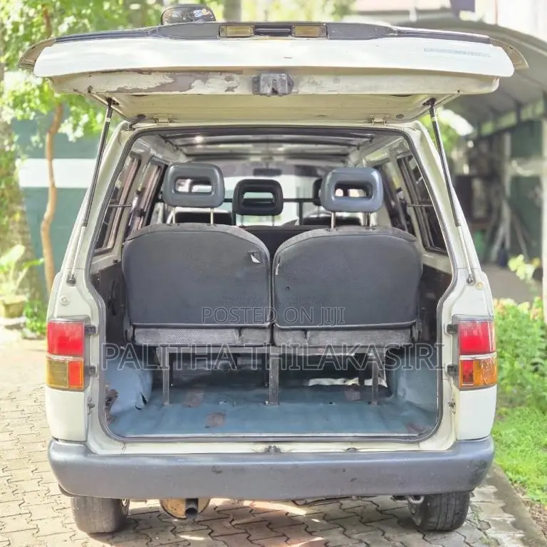 Toyota TownAce Lotto 1994 Van (Used)