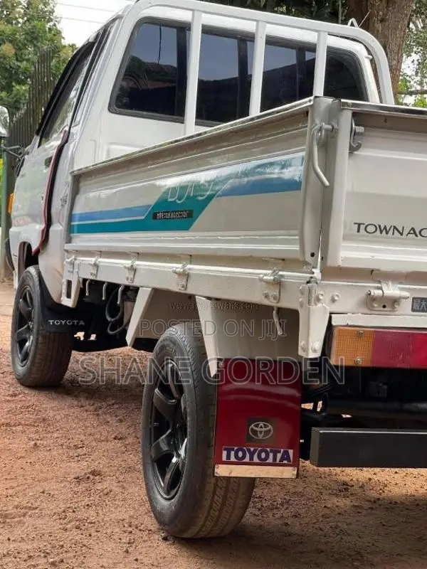 Toyota TownAce 1993 Lorry (Used)