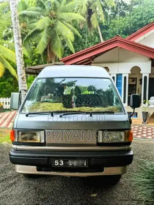 Toyota CM35 LiteAce 1987 Van (Used)