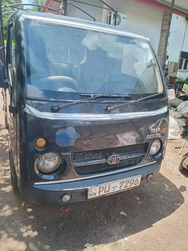 Tata Dimo Batta 2012 Lorry (Used)