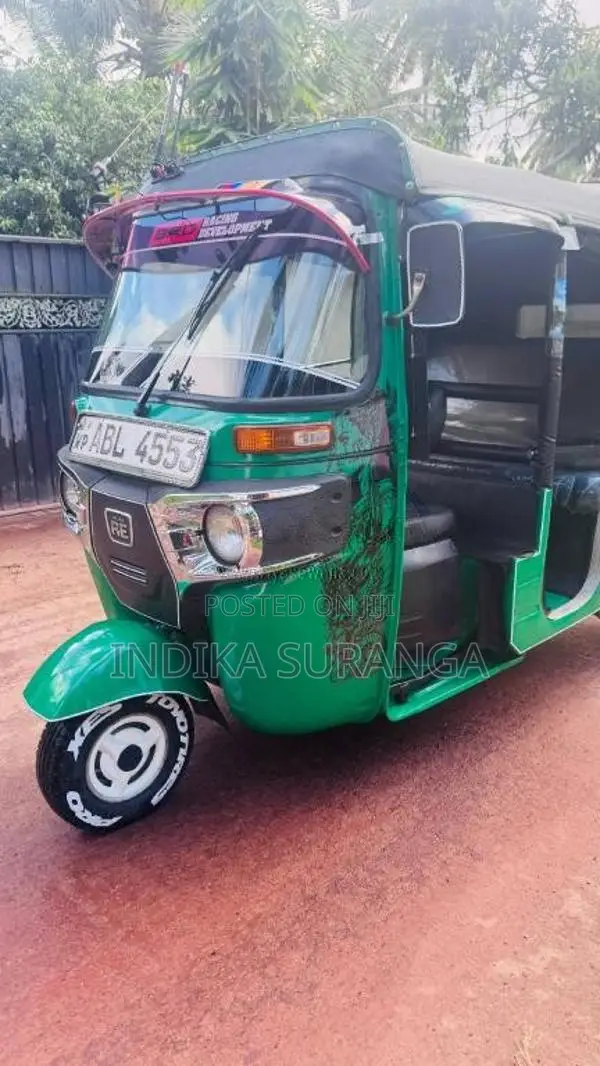 Bajaj RE 2016 Three Wheel (Used)