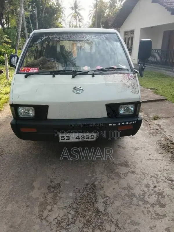 Toyota TownAce 1988 Van (Used)