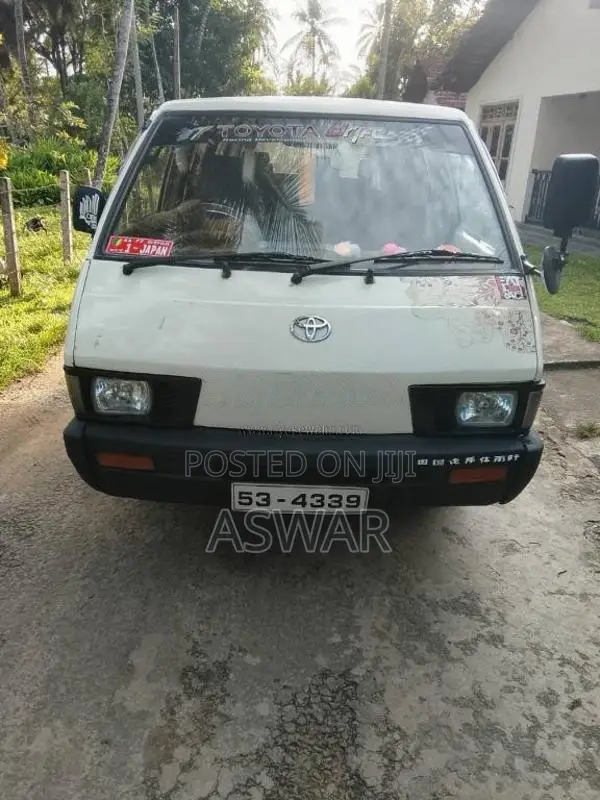 Toyota TownAce 1988 Van (Used)