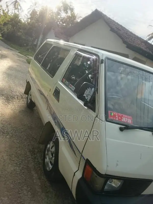 Toyota TownAce 1988 Van (Used)