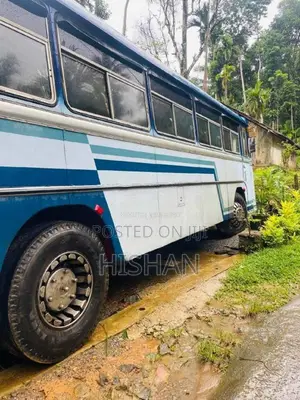 Ashok-Leyland Viking 2003 Bus (Used)