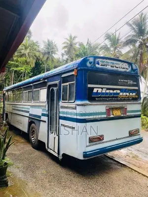 Ashok-Leyland Viking 2003 Bus (Used)