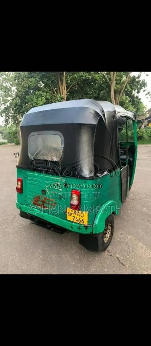 Bajaj 4 stroke 2014 Three Wheel (Used)