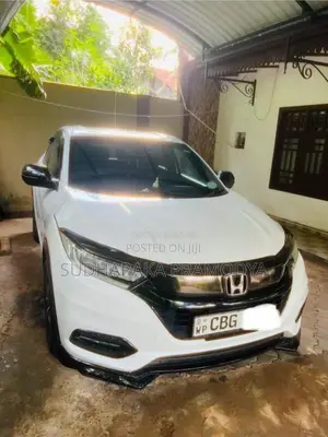 Honda Vezel 2018 SUV (Used)