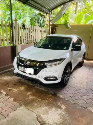 Honda Vezel 2018 SUV (Used)