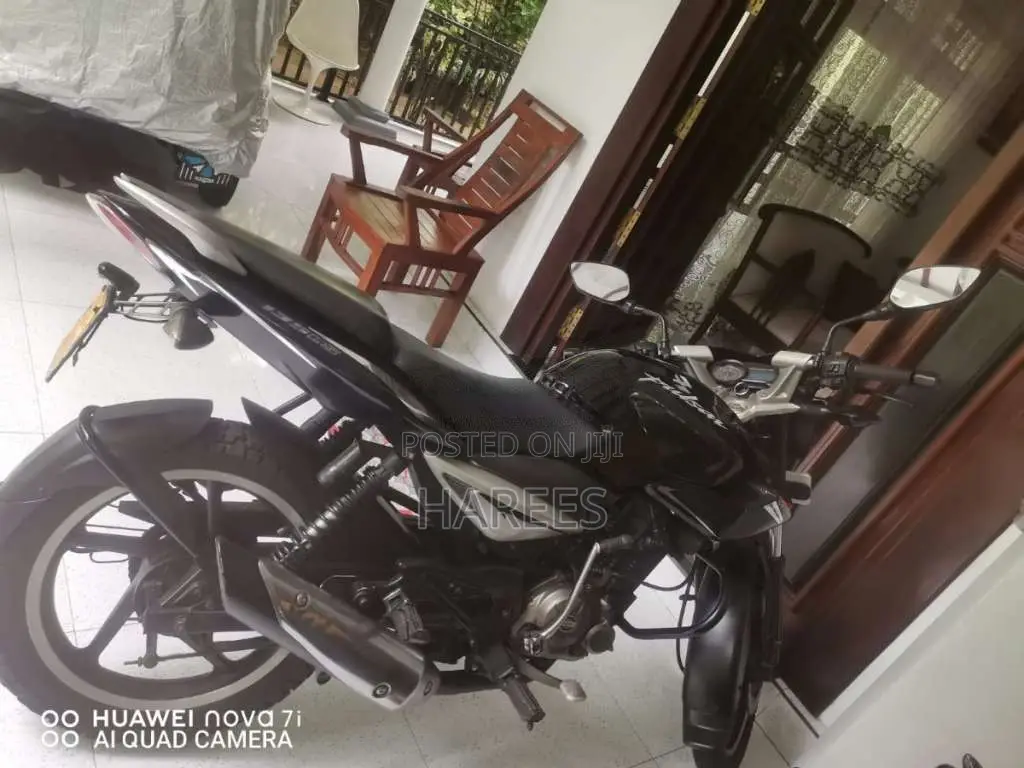 Bajaj Pulsar 135 LS 2012 Motorbike (Used)